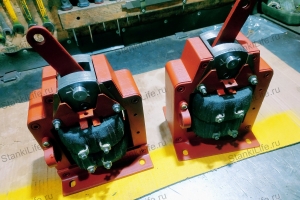 Фото электромагнита на станок 6М12 и 6М13. Квадратный корпус.